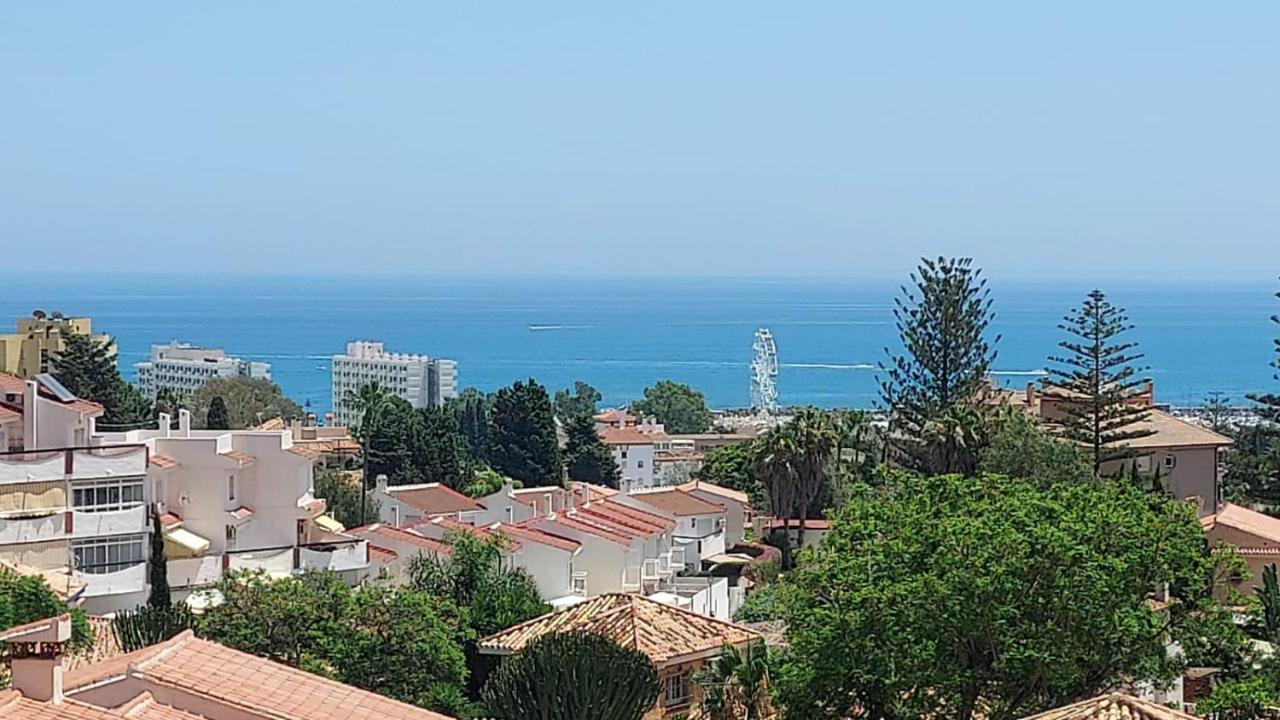 Enjoying Together Torremolinos Bagian luar foto